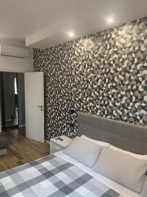 Nibu Appartamenti - Appartamento Centrale Comodo A Tutto, Anche A Villa Chiara Casalecchio Di Reno Kültér fotó
