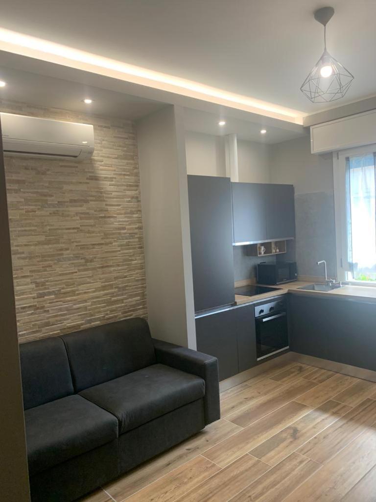 Nibu Appartamenti - Appartamento Centrale Comodo A Tutto, Anche A Villa Chiara Casalecchio Di Reno Kültér fotó